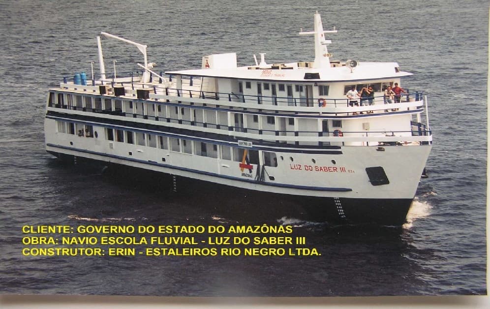 Navio Escola Luz do Saber III